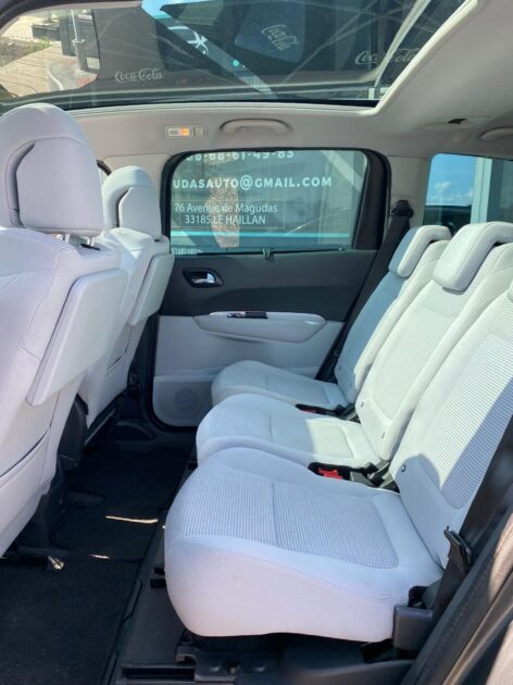 PEUGEOT 5008 1.6 HDi 112cv 7 places