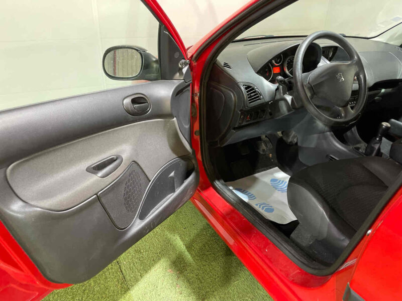 PEUGEOT 206+ 2010 1.1 E 60cv URBAN