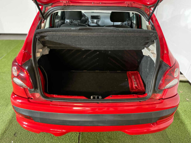 PEUGEOT 206+ 2010 1.1 E 60cv URBAN