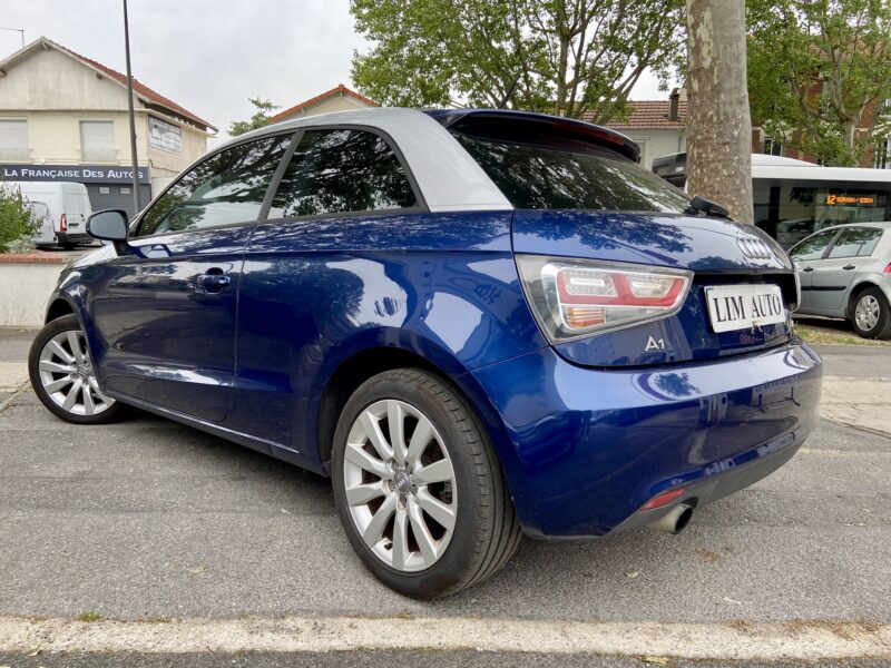 AUDI A1 2011