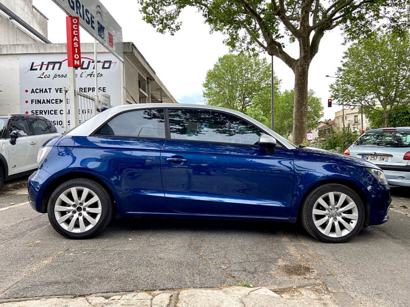 AUDI A1 2011