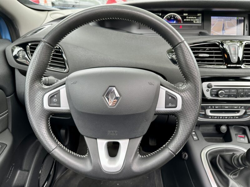 RENAULT SCÉNIC III 2013