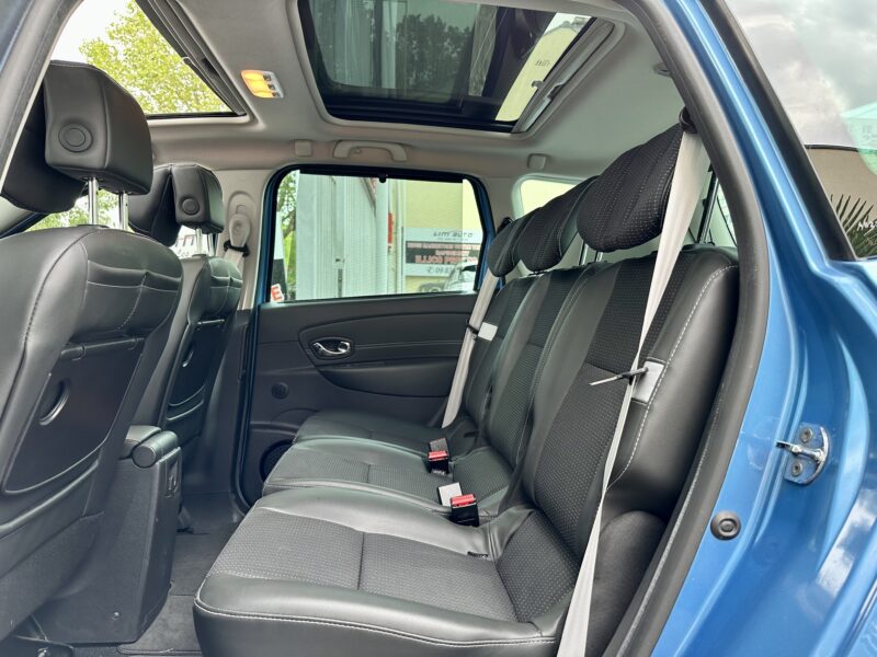 RENAULT SCÉNIC III 2013