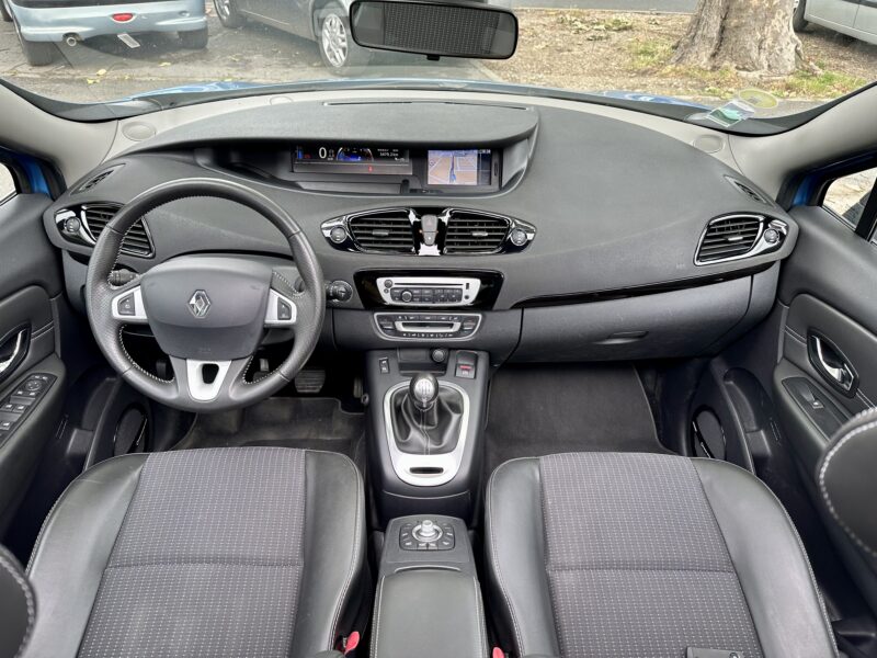 RENAULT SCÉNIC III 2013