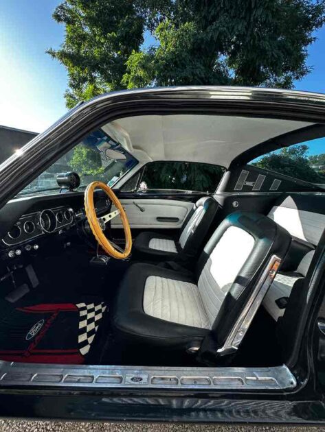 FORD MUSTANG FASTBACK CLONE 350 HERTZ REPRISE POSSIBLE