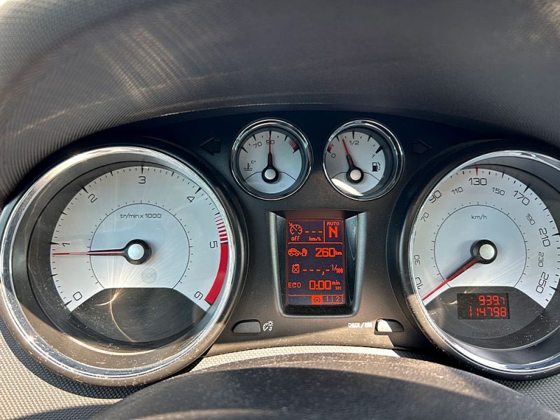 Peugeot 308 1.6 HDi Feline