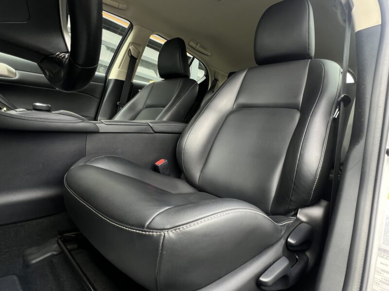 LEXUS CT 200H PHASE 2 HYBRID 1.8i 136 Cv LUXE / CUIR CAMERA GPS - Garantie1an