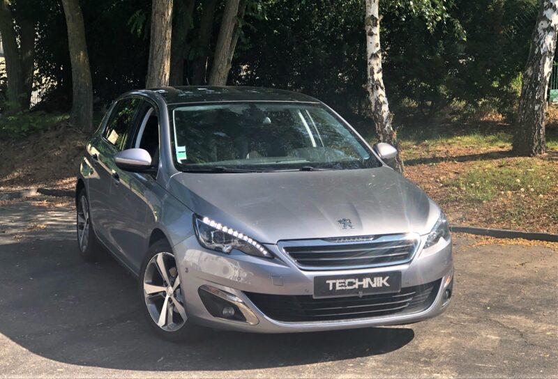 PEUGEOT 308 2016