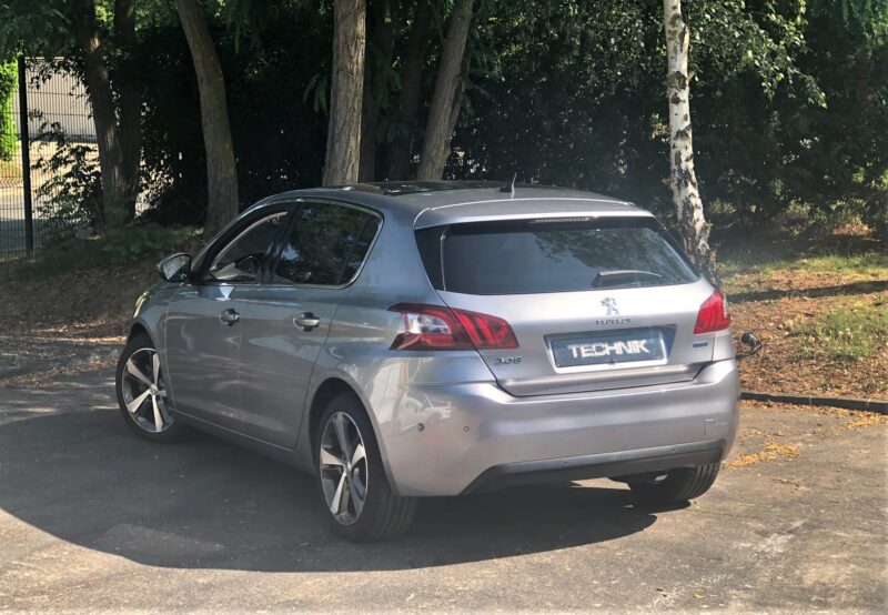 PEUGEOT 308 2016