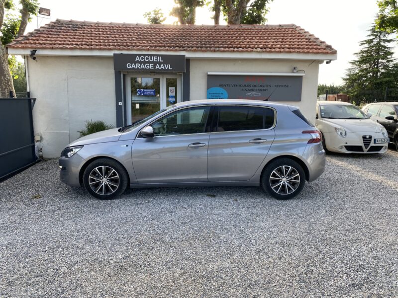 PEUGEOT 308 II 2015