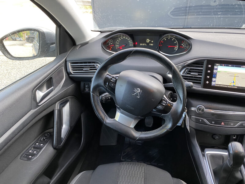 PEUGEOT 308 II 2015