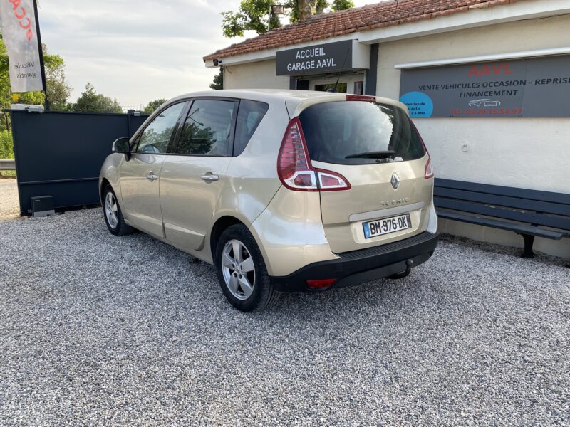 RENAULT SCÉNIC III 2010