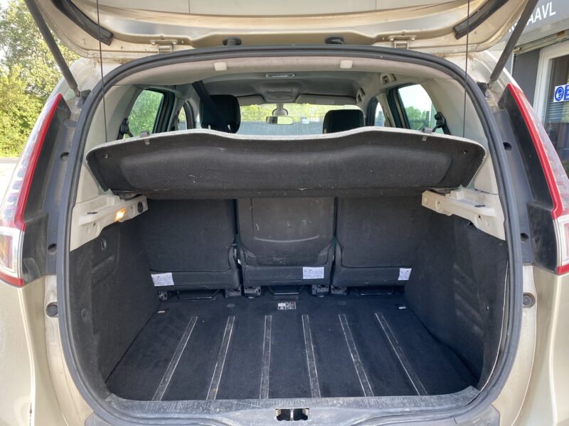 RENAULT SCÉNIC III 2010