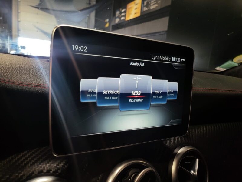 MERCEDES-BENZ CLASSE A 200D FASCINATION BVM6 5P // PREMIERE MAIN/TOIT OUVRANT/CAMERA