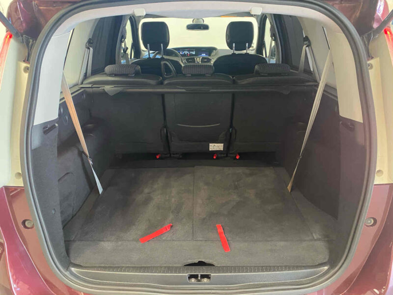 RENAULT SCÉNIC  2013