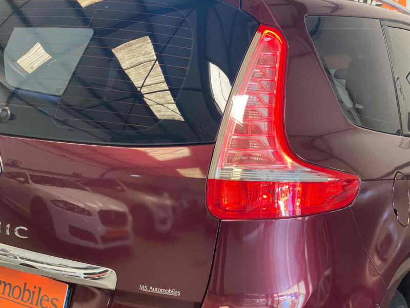 RENAULT SCÉNIC  2013