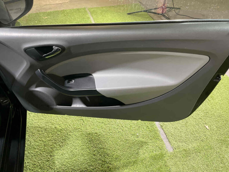 SEAT IBIZA 2009 1.4 TDI 80 Ch