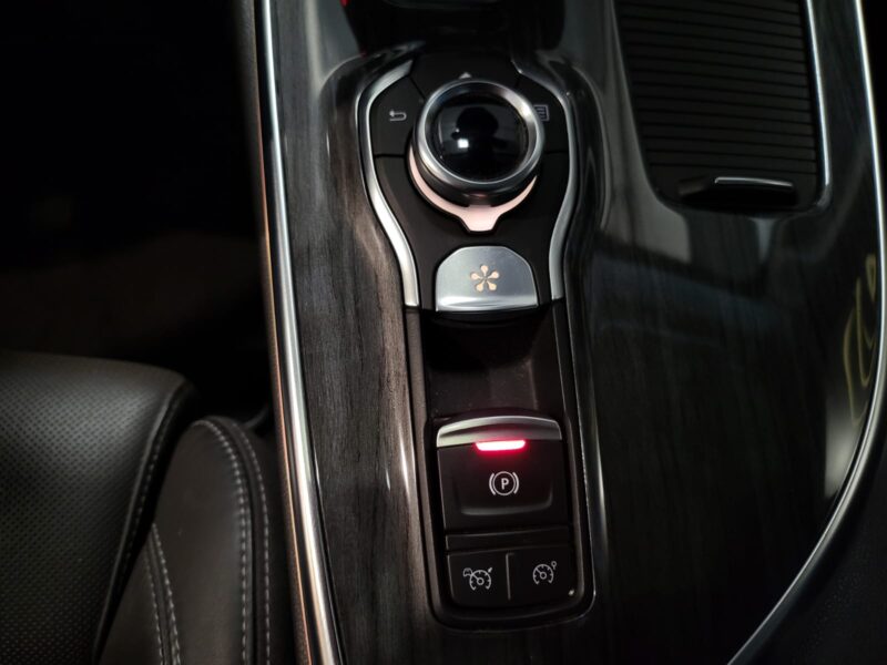 1.6 TCe 200cv INITIALE / CAMERA AV-AR / CARPLAY / SIEGES CHAUFFANT-MASSANT