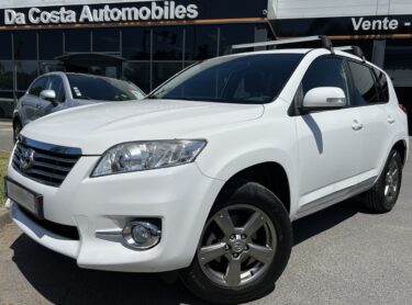 TOYOTA RAV4 3 PHASE 2 4WD 2.0 D-4D 150 1ERE MAIN / 25 800 Kms LIMITED EDITION ATTELAGE - Garantie1an
