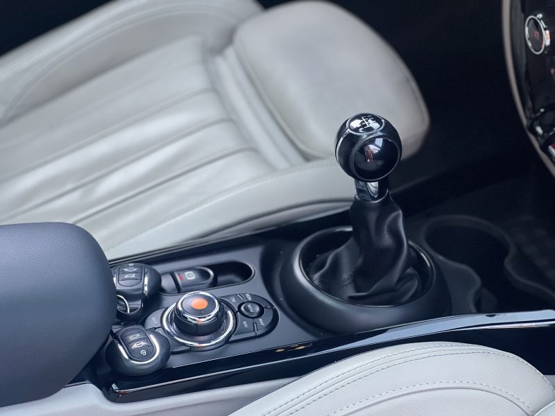 MINI CLUBMAN COOPER S ALL4 1ER MAIN