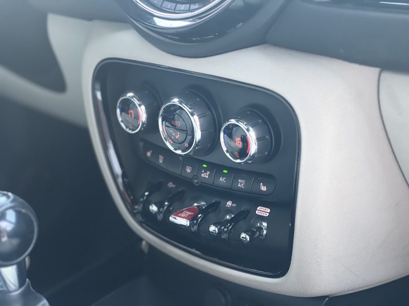 MINI CLUBMAN COOPER S ALL4 1ER MAIN