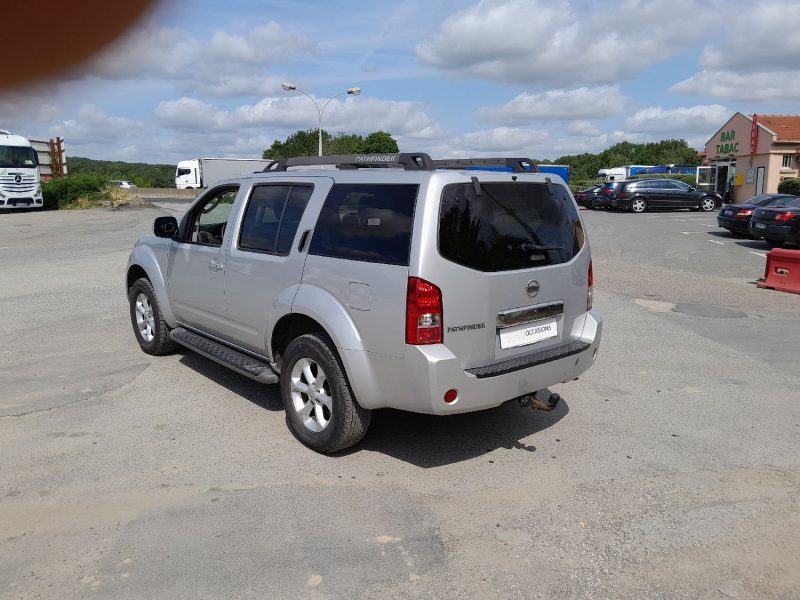 NISSAN PATHFINDER 7 PLACES 2008