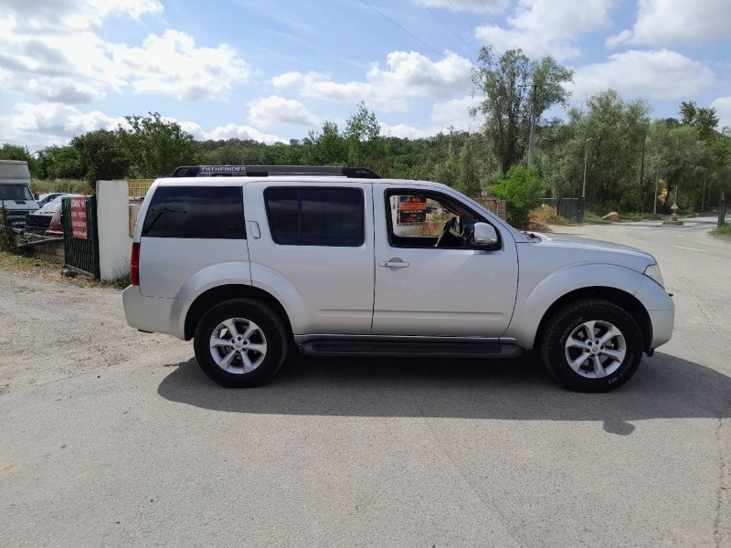 NISSAN PATHFINDER 7 PLACES 2008