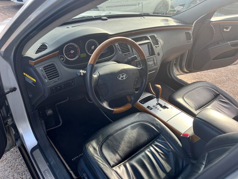 Hyundai Grandeur 2008