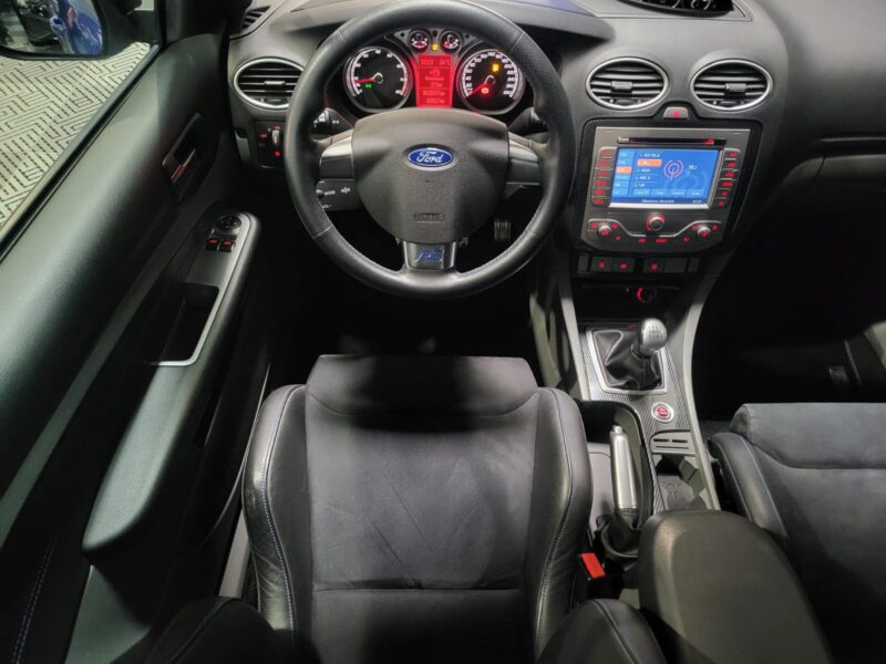 FORD FOCUS II RS 2.5 TURBO 305CV BVM6 3P // SIEGES BAQUET/SUIVI FORD/FACTURES D'ENTRETIEN