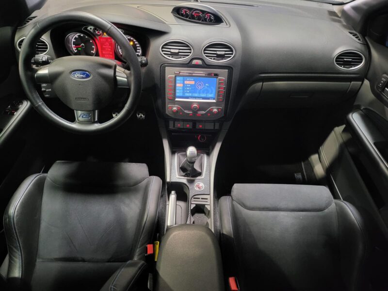 FORD FOCUS II RS 2.5 TURBO 305CV BVM6 3P // SIEGES BAQUET/SUIVI FORD/FACTURES D'ENTRETIEN