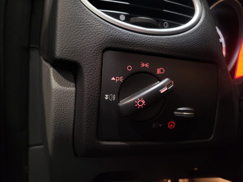 FORD FOCUS II RS 2.5 TURBO 305CV BVM6 3P // SIEGES BAQUET/SUIVI FORD/FACTURES D'ENTRETIEN