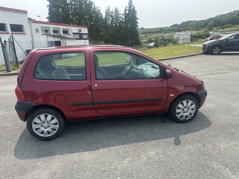RENAULT TWINGO I 2004