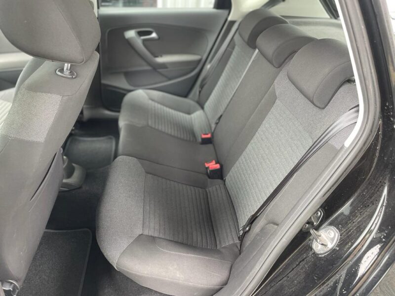 VOLKSWAGEN POLO V 2011