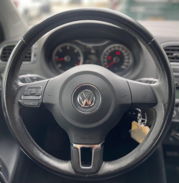 VOLKSWAGEN POLO V 2011