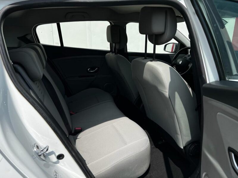 RENAULT MEGANE III 2010