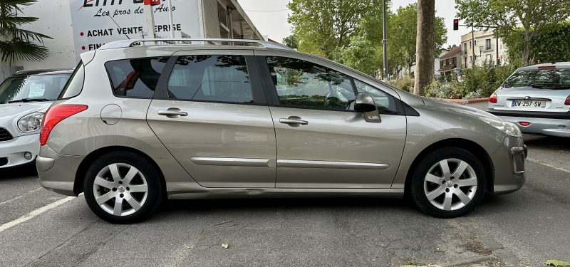 PEUGEOT 308 SW 2010