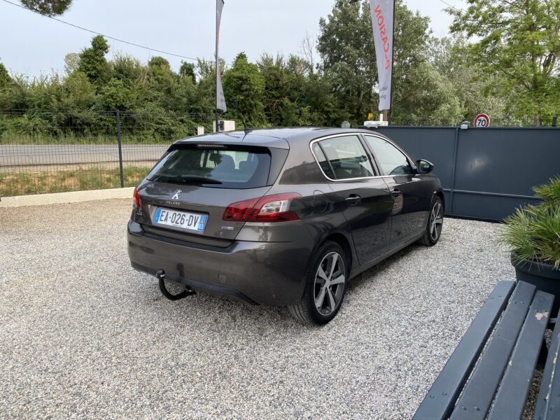 PEUGEOT 308 II 2015