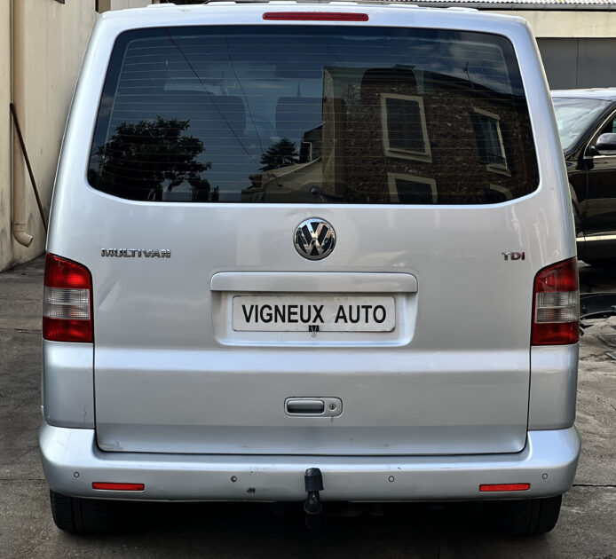 VOLKSWAGEN MULTIVAN 2.5 TDI 130 PAYEZ EN 4 X 