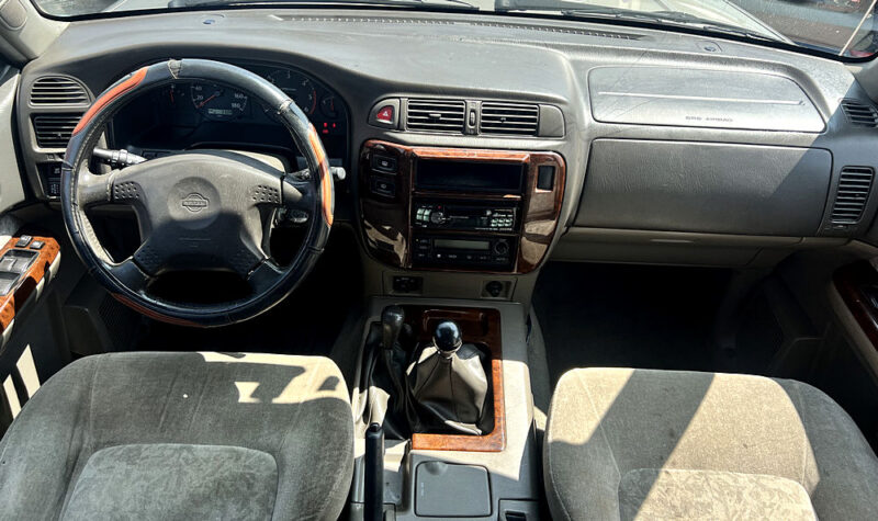 NISSAN PATROL 2001