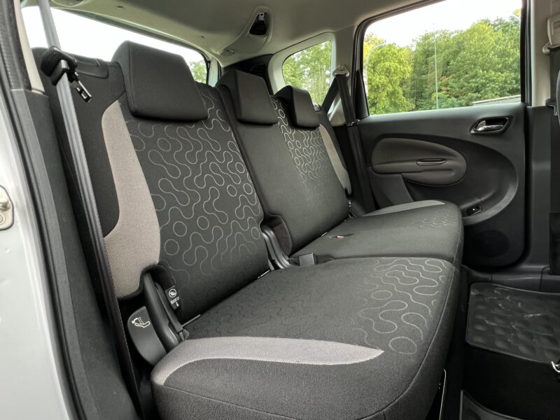 CITROEN C3 PICASSO PHASE 2 1.6 HDI 92 Cv 1ERE MAIN / BOITE AUTO GPS BLUETOOTH CRIT AIR 2 Garantie1an