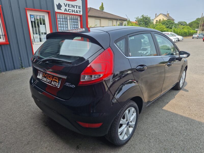 FORD FIESTA VI 2010