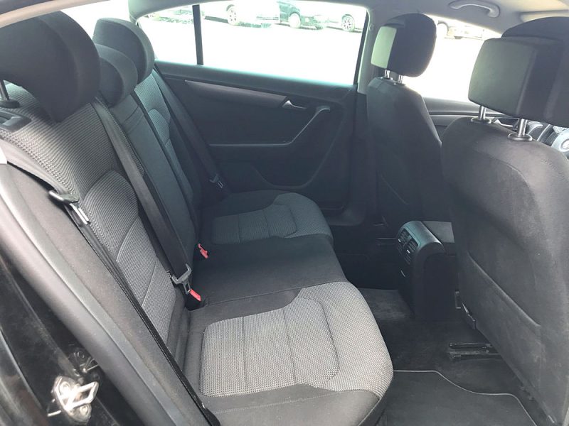 VOLKSWAGEN PASSAT B7 - 2.0 TDI 140 cv BLUEMOTION TECHNOLOGY CARAT 