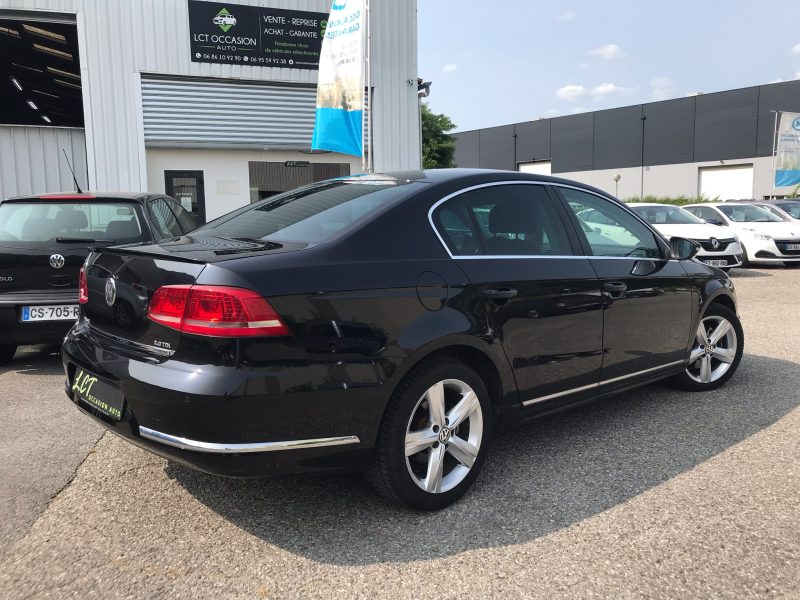 VOLKSWAGEN PASSAT B7 - 2.0 TDI 140 cv BLUEMOTION TECHNOLOGY CARAT 