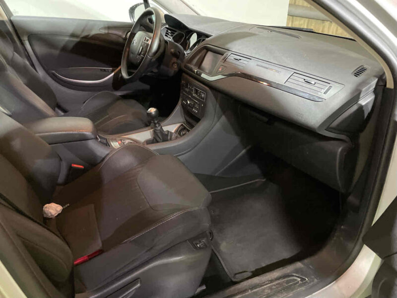 CITROEN C5 III 2010 2.0 HDi 140 cv