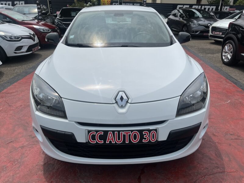 RENAULT MEGANE III 2011