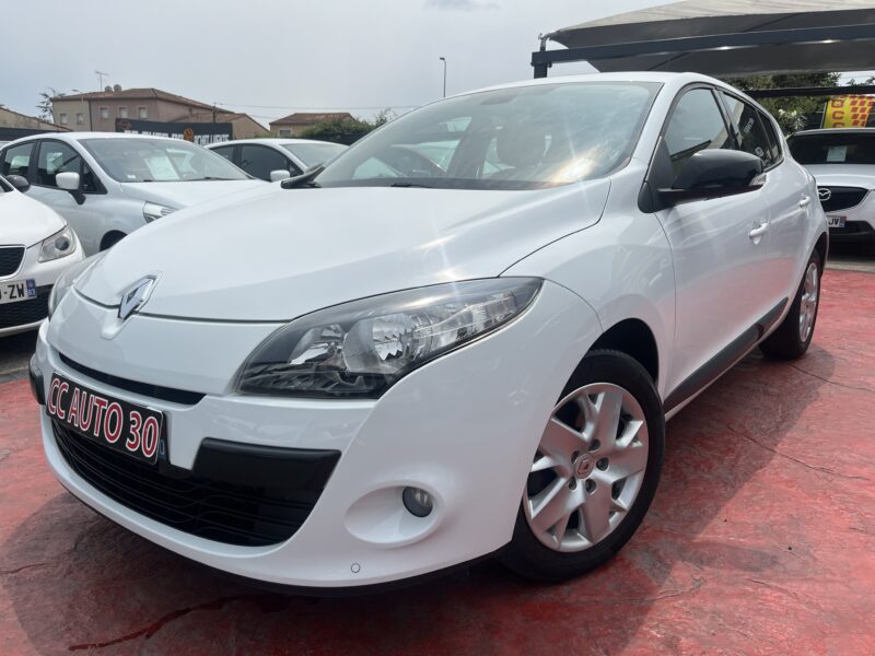 RENAULT MEGANE III 2011