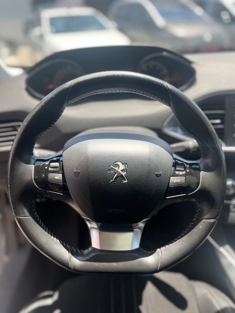 PEUGEOT 308 II  2015