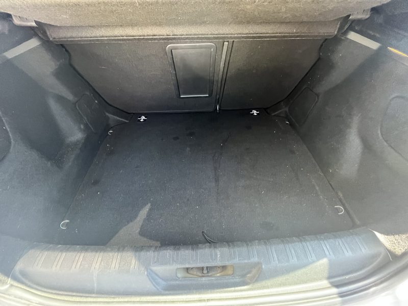 PEUGEOT 308 II  2015