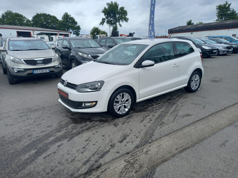 VOLKSWAGEN POLO V 2014