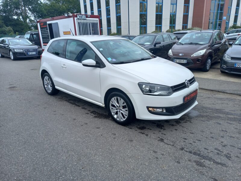 VOLKSWAGEN POLO V 2014